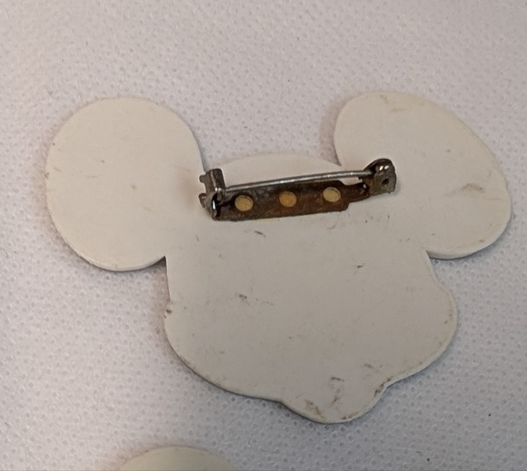 Vintage Collectable Mickey Mouse Pins - Picture 2 of 3